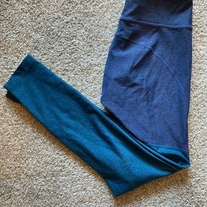 Outdoor Voices 7/8 Tri Tone Leggings